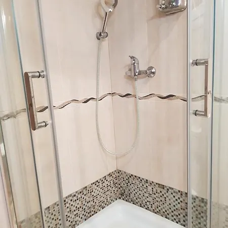 A Апартаменты